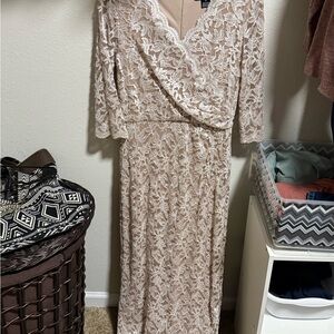 Jessica Howard Lace Long Sleeve Dress in Cream